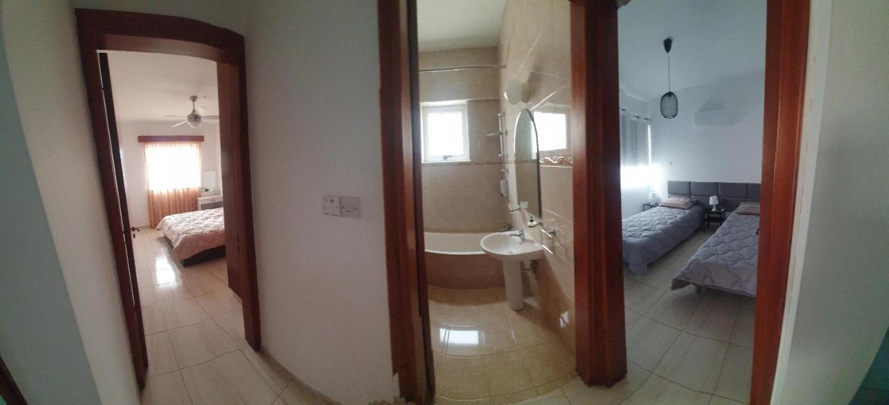 Vasilas Holiday Apartment #2 Λάρνακα Εξωτερικό φωτογραφία